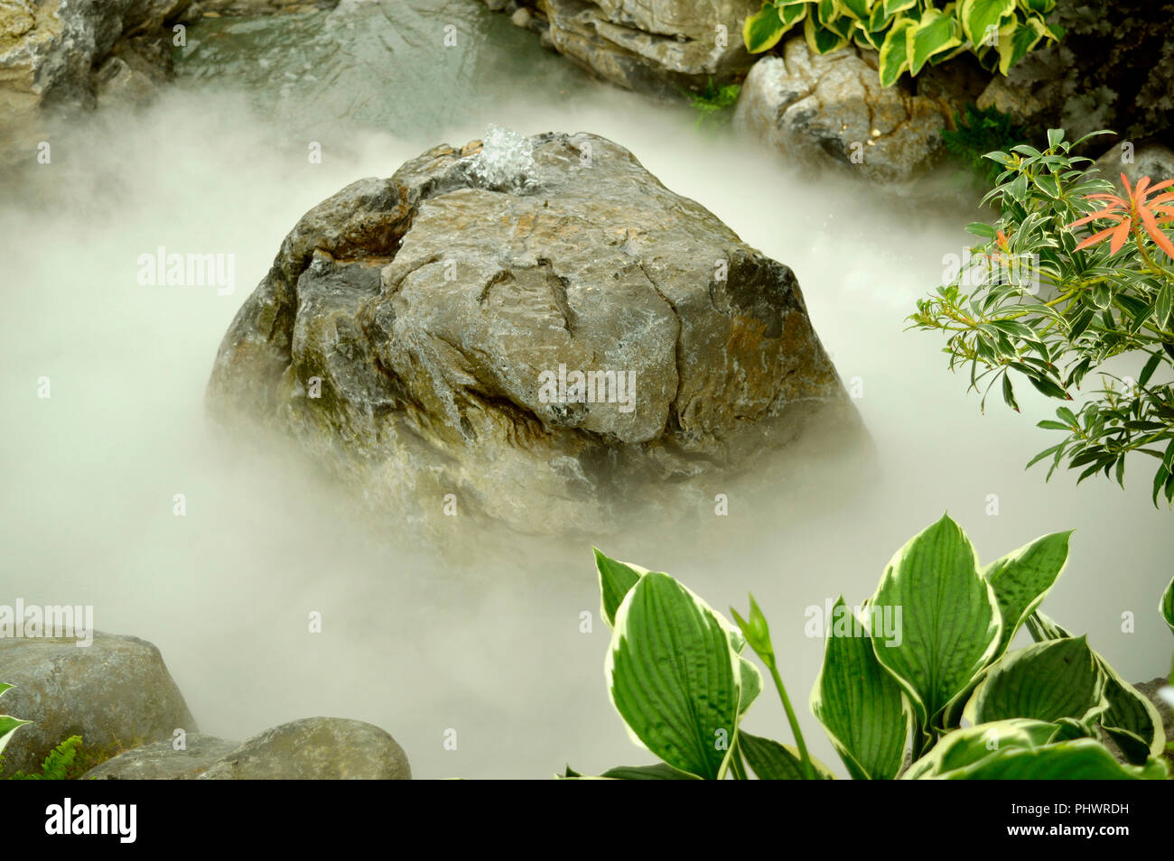 Mist fountain hires stock photography and images Alamy