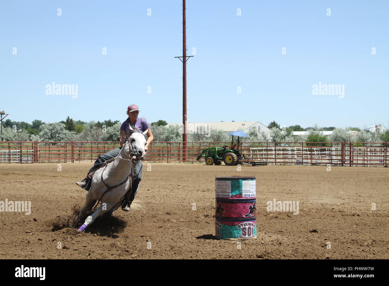 strong barrel racing turn Stock Photo Alamy
