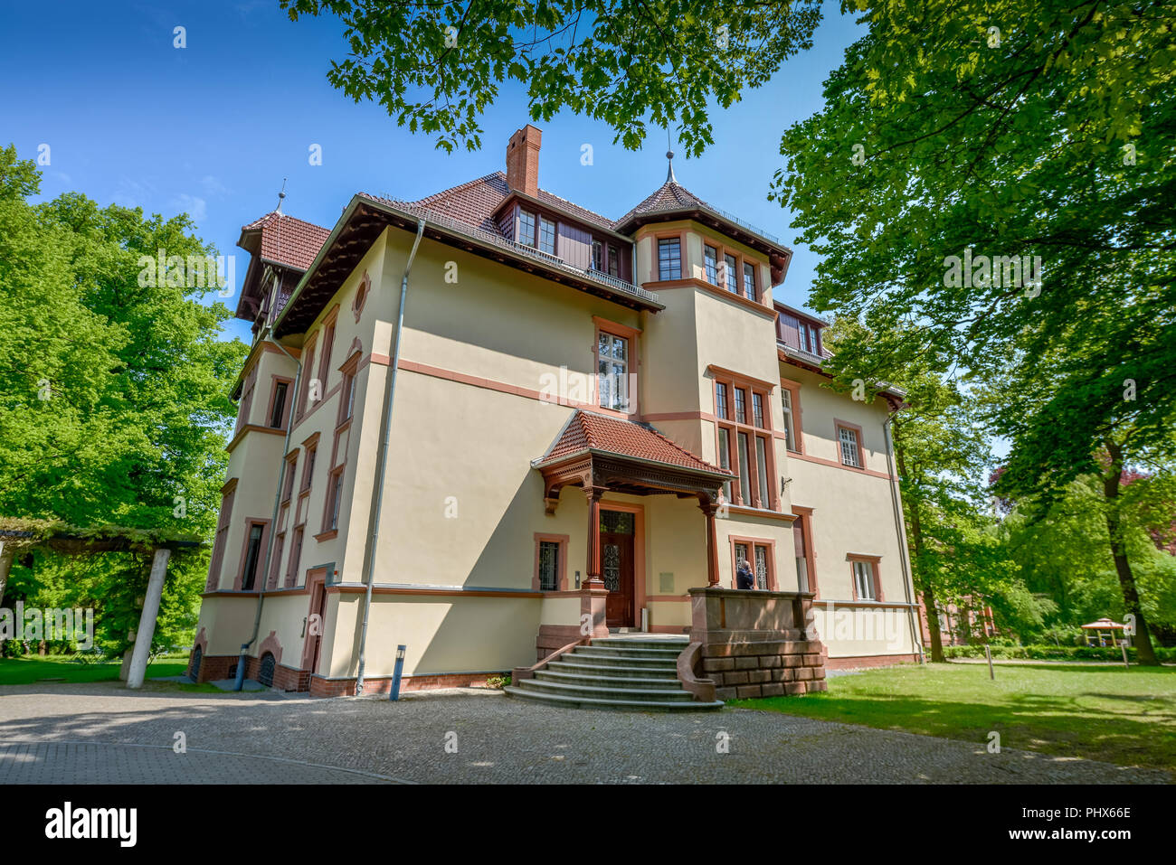 Truman-Villa, Griebnitzsee, Karl-Marx-Strasse, Potsdam, Brandenburg, Deutschland Stock Photo