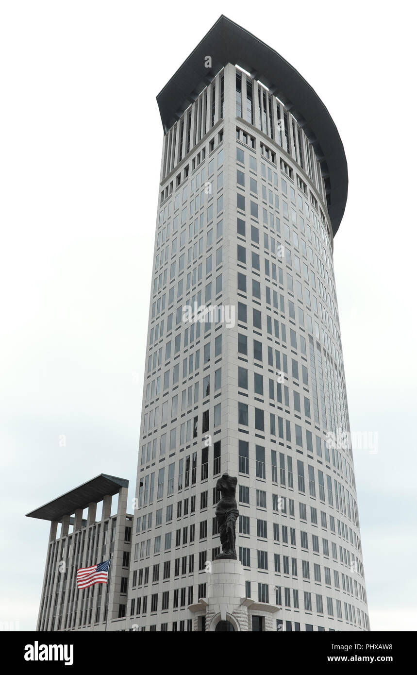 Carl b stokes courthouse hires stock photography and images Alamy