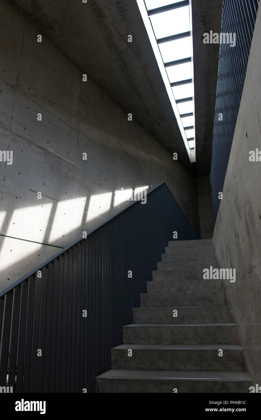 Kiyo hi-res stock photography and images - Alamy