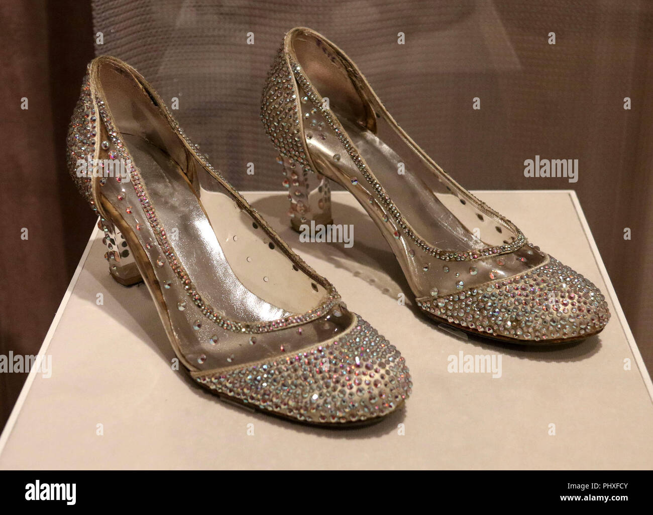 Glass slippers hi-res stock photography and images - Alamy