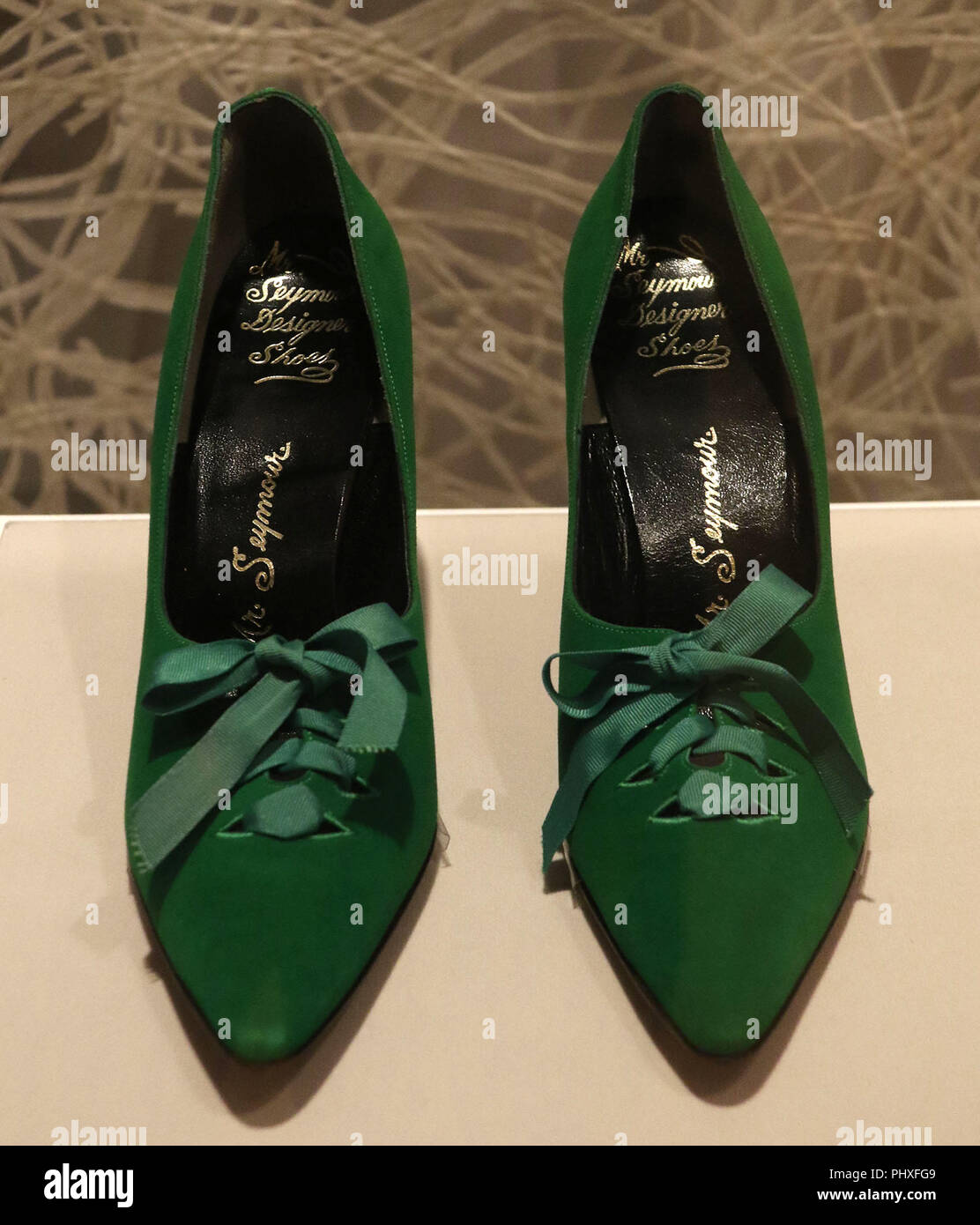 Chaussures stuart weitzman 2018 hotsell