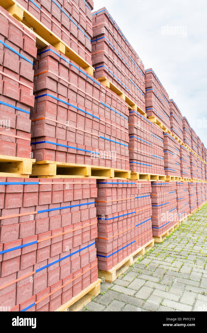 High piles hi-res stock photography and images - Alamy