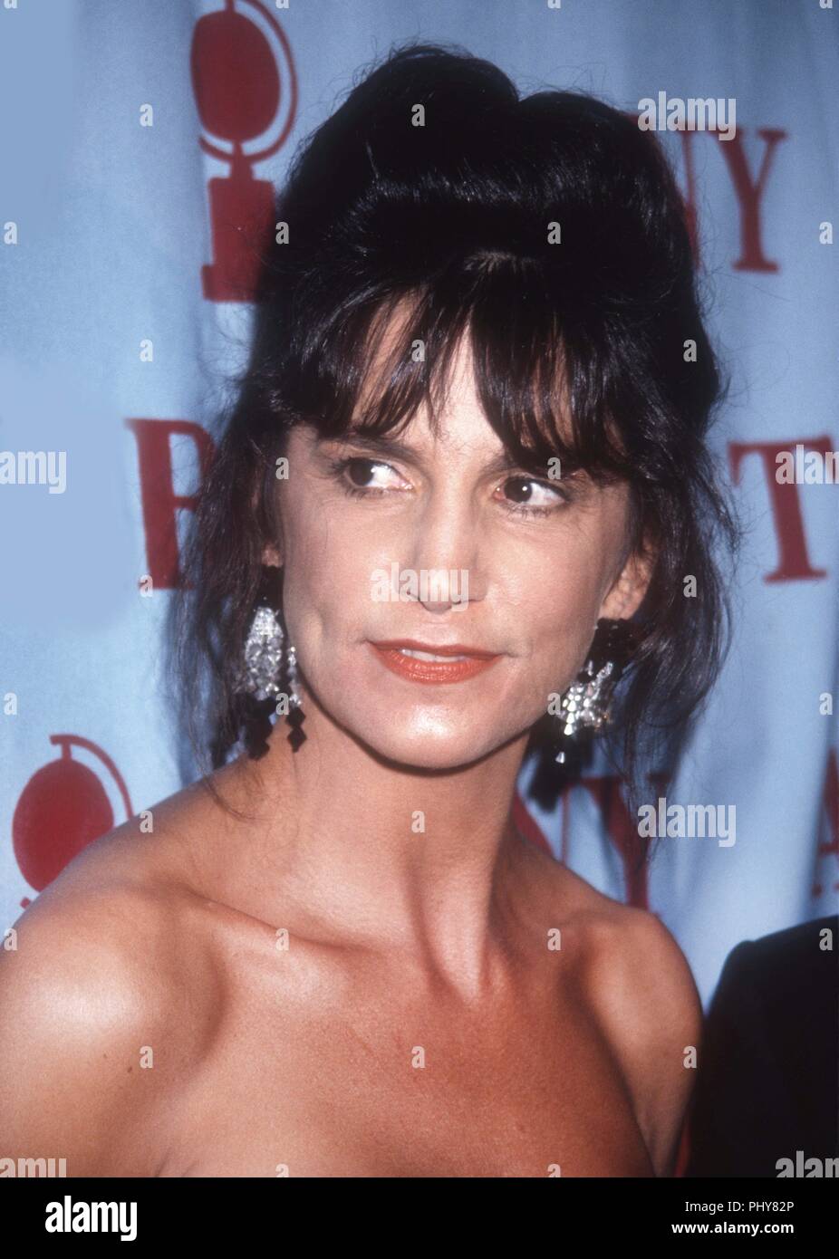 Mercedes Ruehl in 1991 Photo By Adam Scull/PHOTOlink.net Stock Photo - Alamy