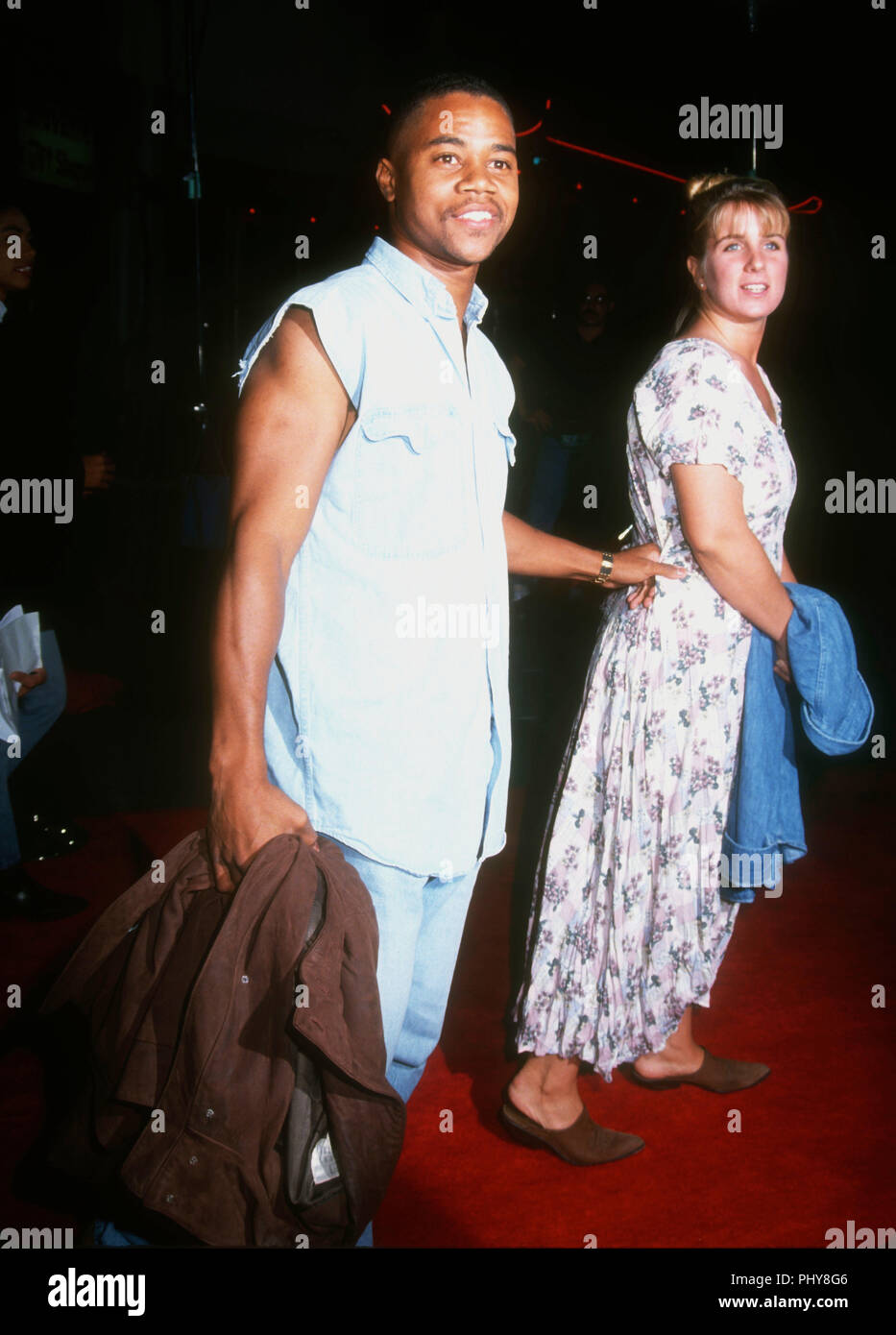 HOLLYWOOD, CA - SEPTEMBER 8: Actor Cuba Gooding Jr. and wife Sara Kapfer attends the premiere of New Line Cinema's 'Where The Day Takes You' on September 8, 1992 at Mann's Chinese Theatre in Hollywood, California. Photo by Barry King/Alamy Stock Photo Stock Photo