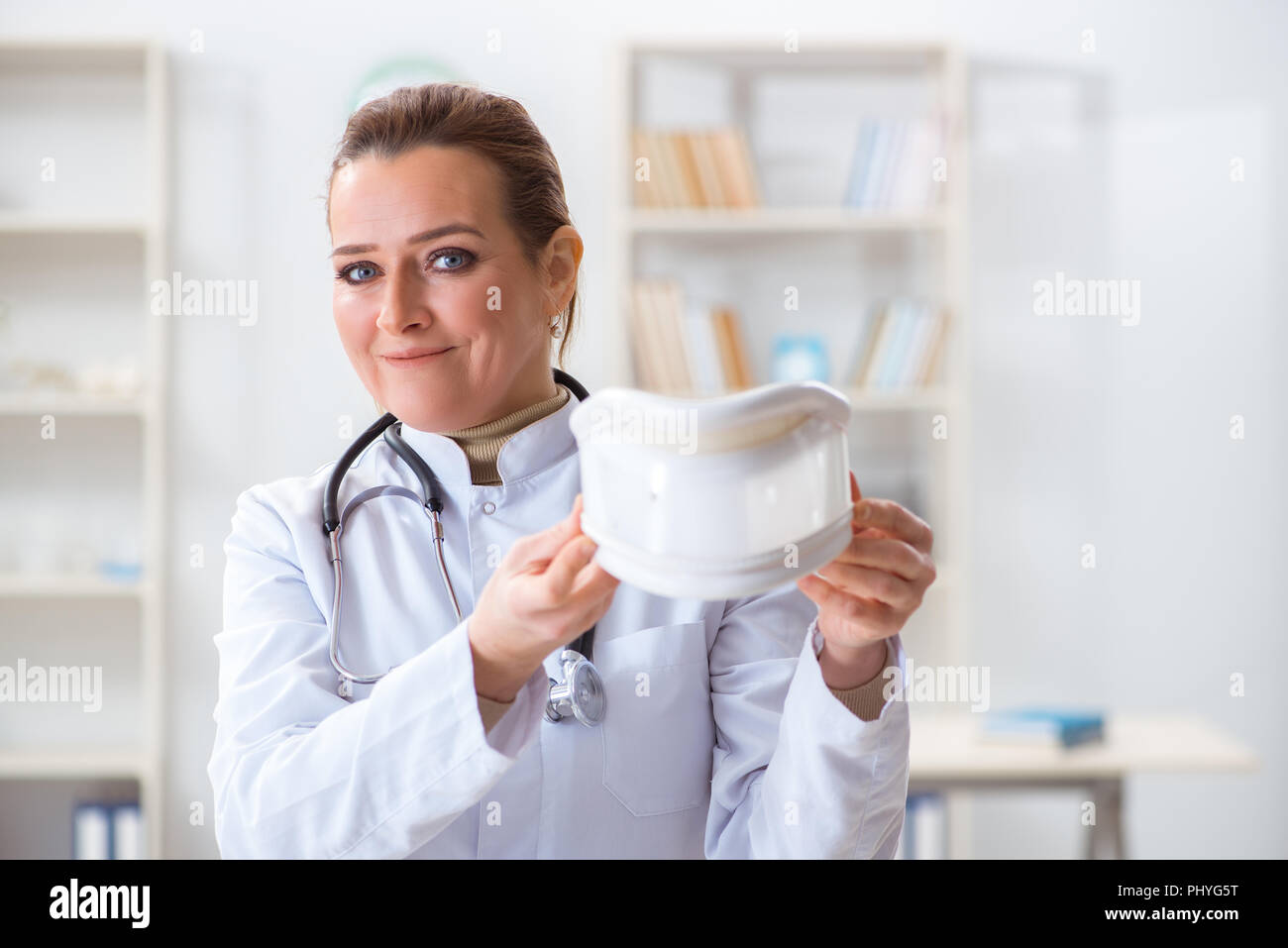 Female doctor with the neck brace in the hospital Stock Photo Alamy