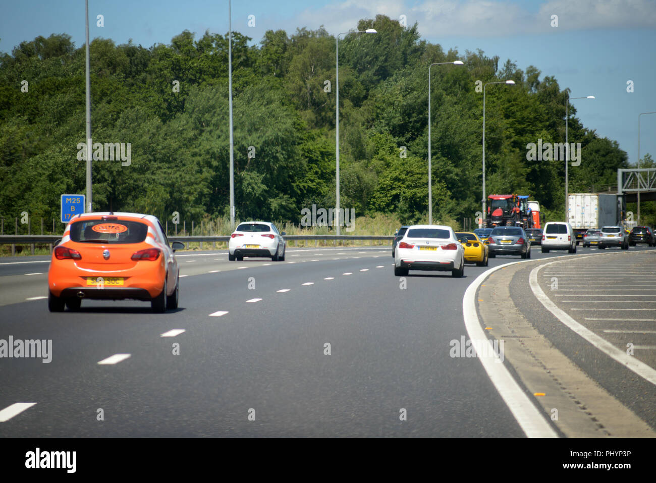 Lorries On A1 High Resolution Stock Photography and Images - Alamy