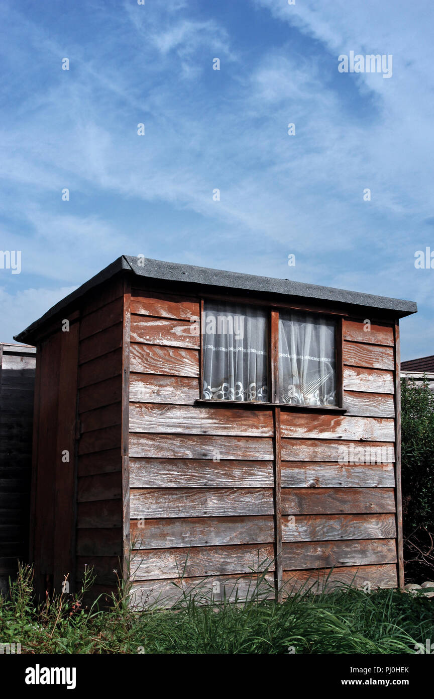 Old wooden garden shed Stock Photo - Alamy