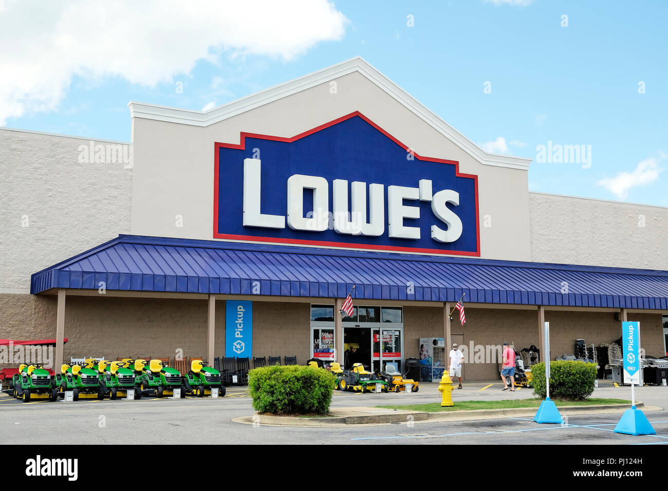 Lowe's home improvement and building supply store front exterior entrance showing logo sign in Montgomery Alabama, USA. Stock Photo