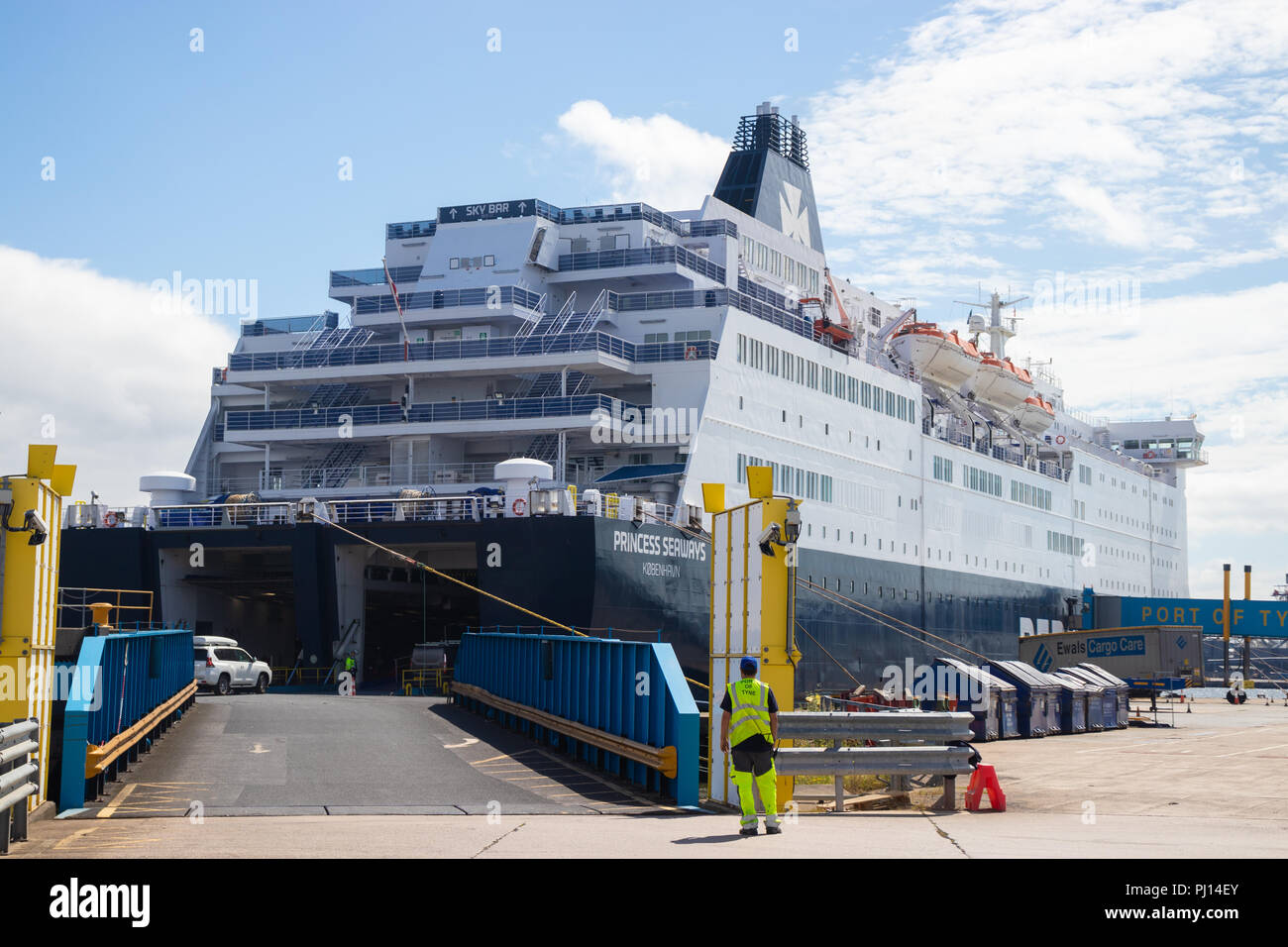 Newcastle ferry port hi-res stock photography and images - Alamy