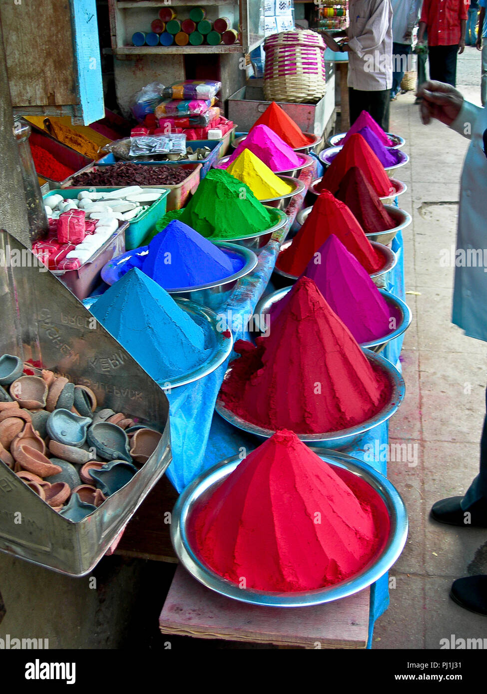 Pigment colours hi-res stock photography and images - Alamy