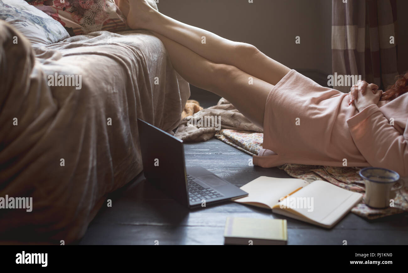 Feet up relax with book hi-res stock photography and images - Alamy