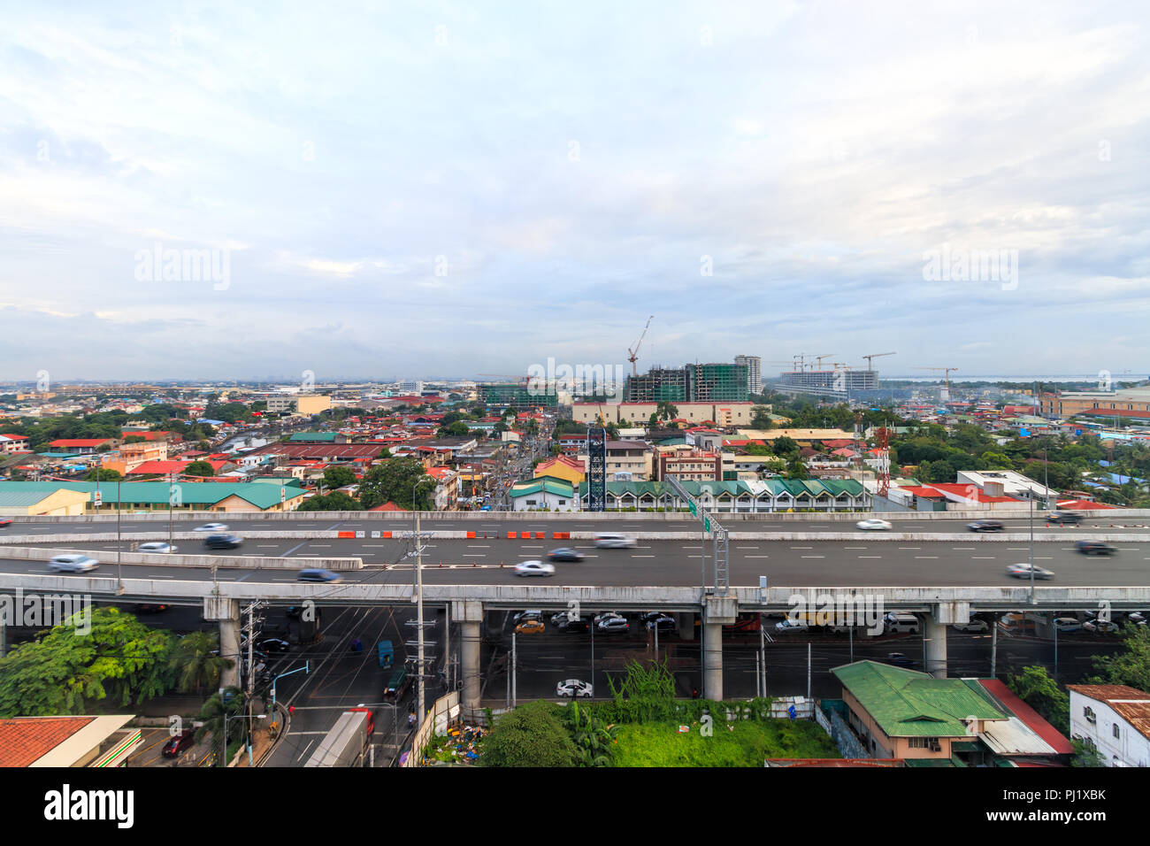 Parañaque, Metro Manila, Philippines - uly 27, 2018: View Of The Highway In Manila Stock Photo