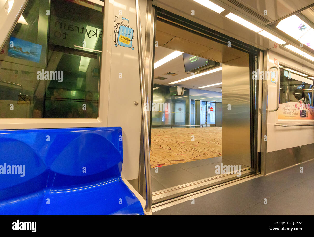 Changi Airport Skytrain Resumes With On-Call Services Between Terminal 1  And Terminal 3 (Public Area) • RailTravel Station