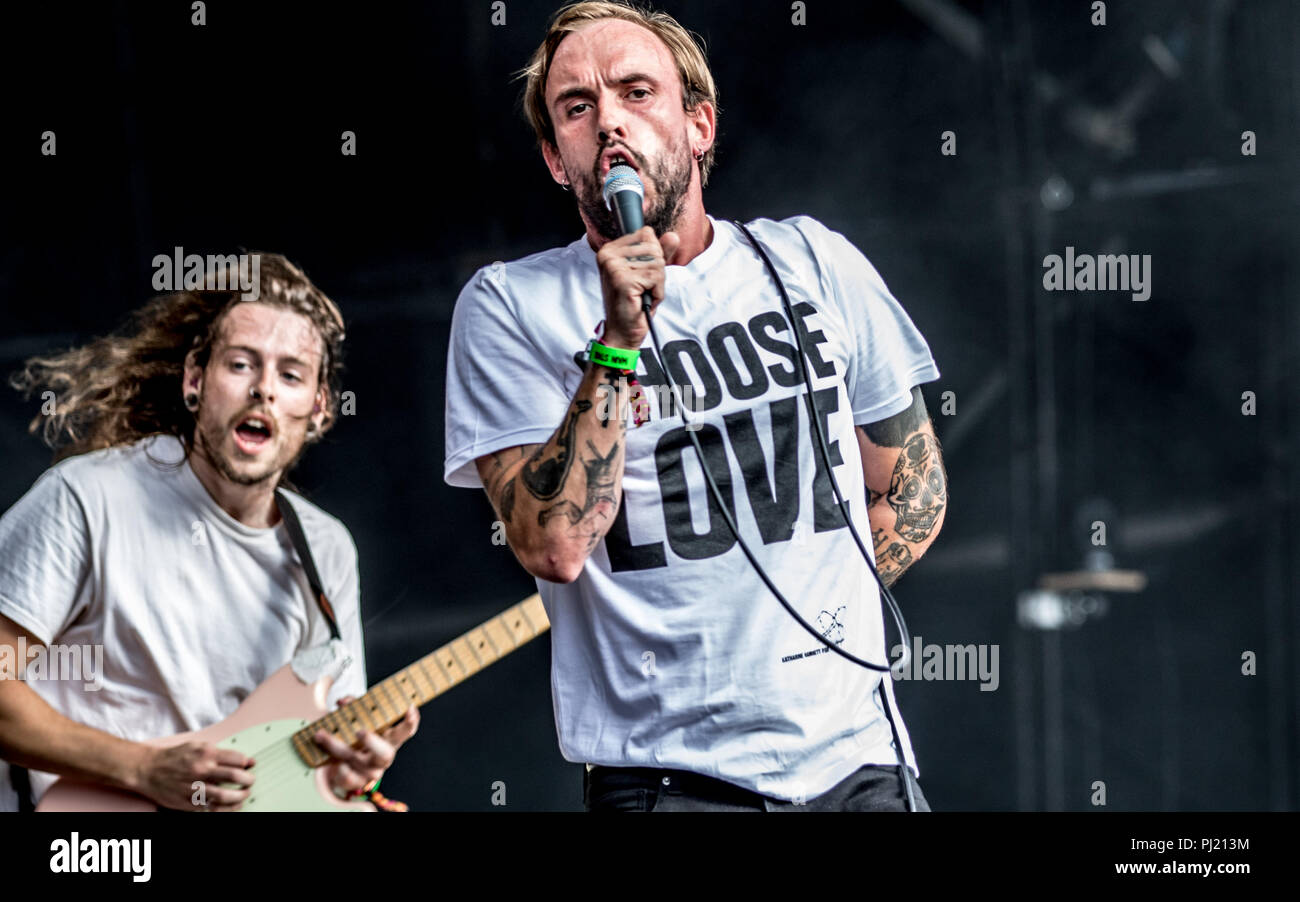 Bestival 2018 - Day 2 - Performances Featuring: Idles Where: Lulworth