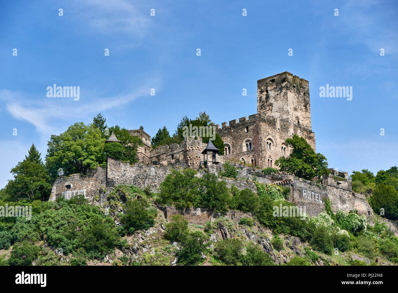Gutenfels Castle (Burg Gutenfels), also known as Caub Castle, 110m above the town of Kaub in Rhineland-Palatinate, Germany, built in 1220 Stock Photo