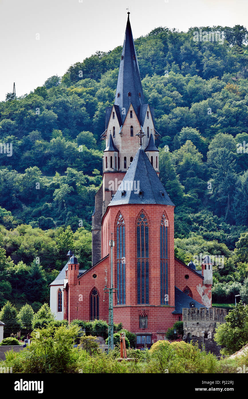 Church of our Lady (Liebfrauenkirche), gothic style Catholic Church prominent in the town of Oberwesel on the river Rhine Stock Photo