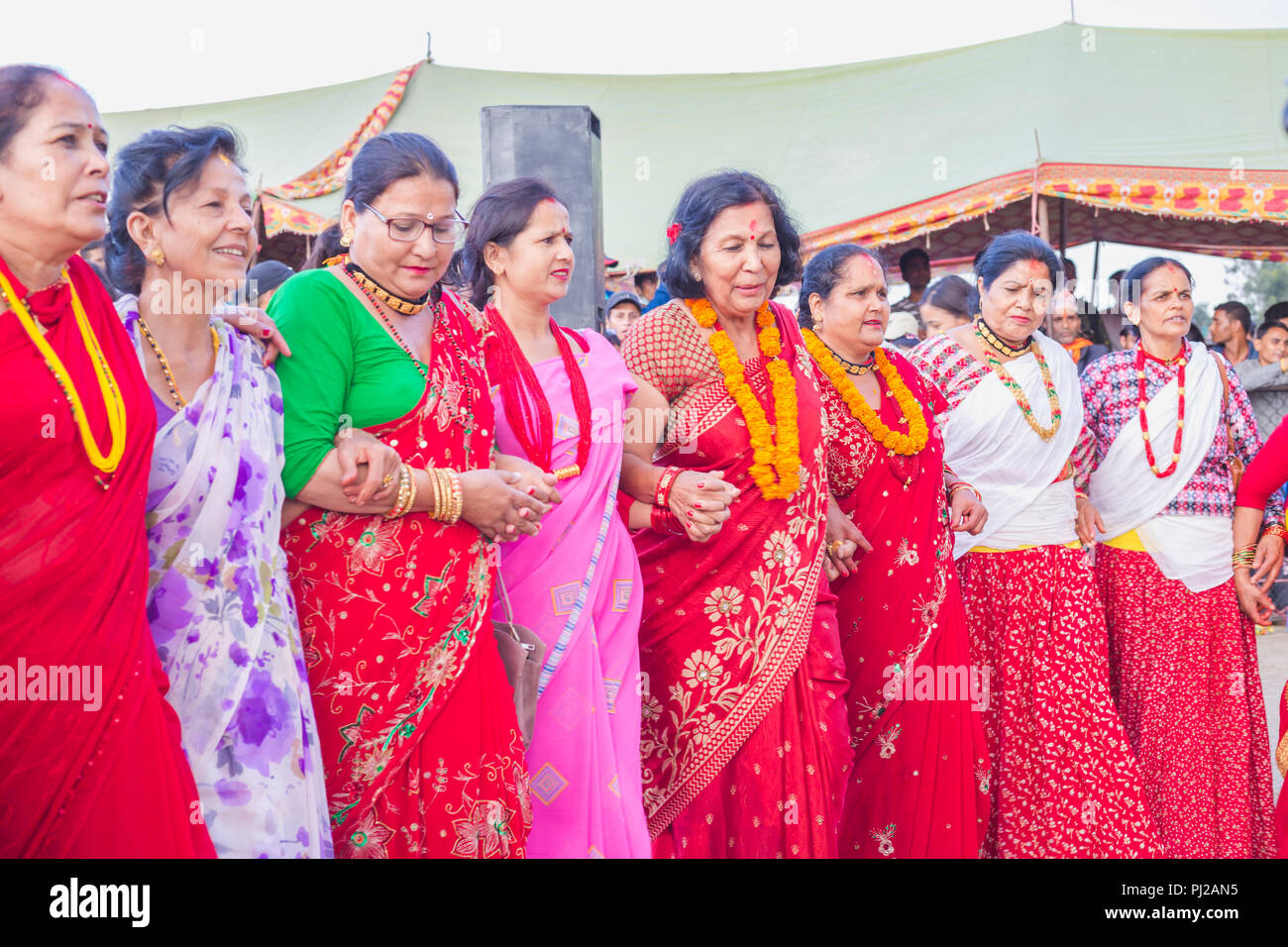 Kathmandu, Nepal. 3rd Sept 2018. Group of Women Dancing Deuda Dance at Gaura Festival in Tundikhel Kathmandu.The Gaura Festival is celebrated by the Hindu peoples residing in the especially most of middle-western & far-western part of Nepal.The festival of Gaura Parva is actually the ceremonies of the wedding of Goddess Gaura and Lord Maheswore. Credit: Nabaraj Regmi/Alamy Live News Stock Photo