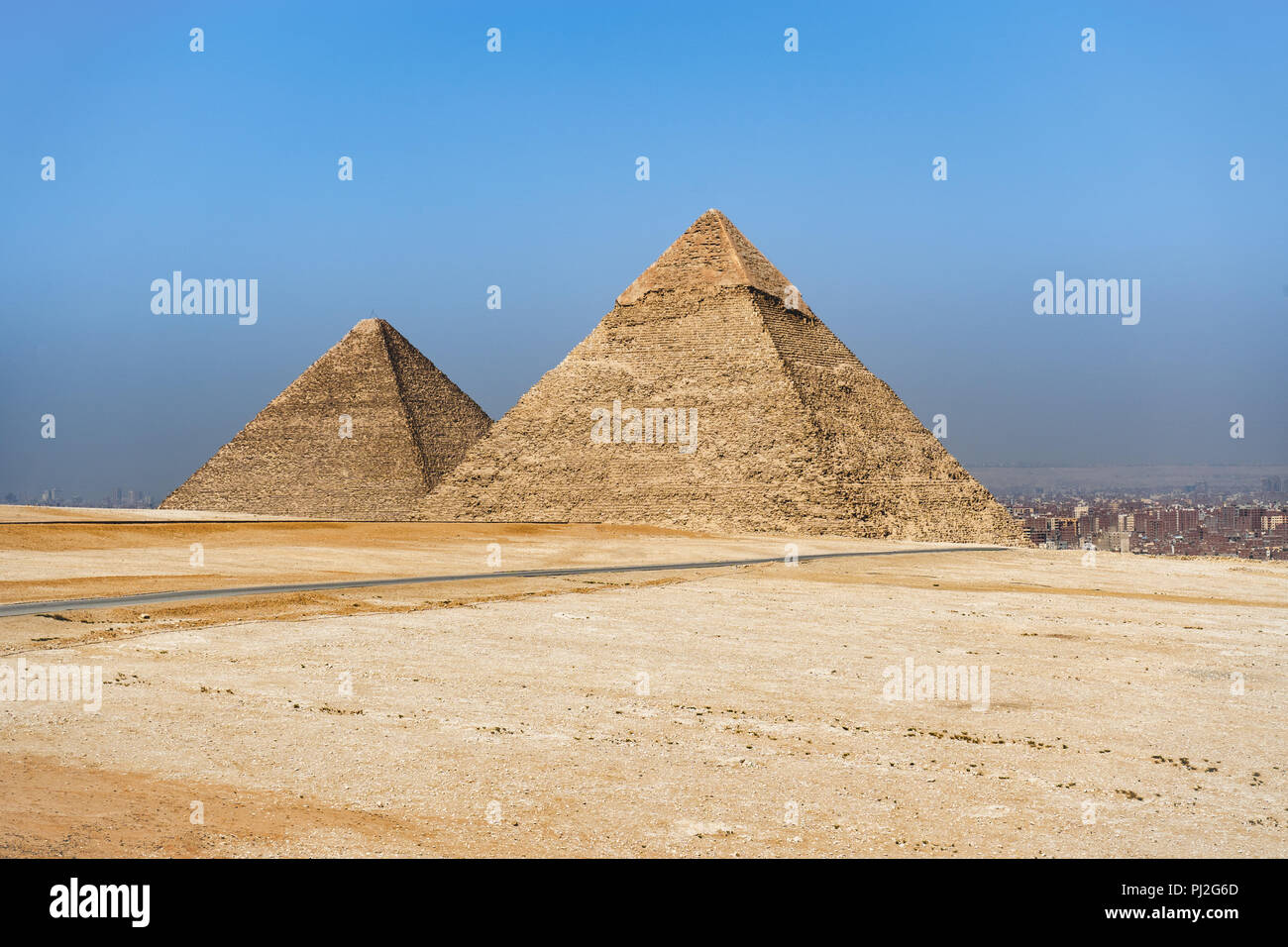 The Pyramids of Giza, the last surviving Wonders of the Ancient World ...