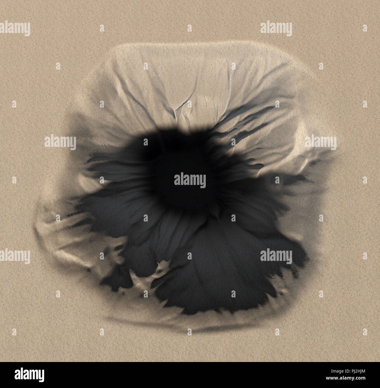 Deep pit hires stock photography and images Alamy