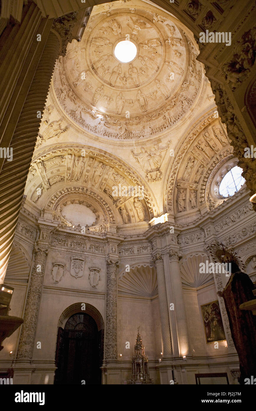 Catedral santa maria la mayor hi-res stock photography and images - Alamy