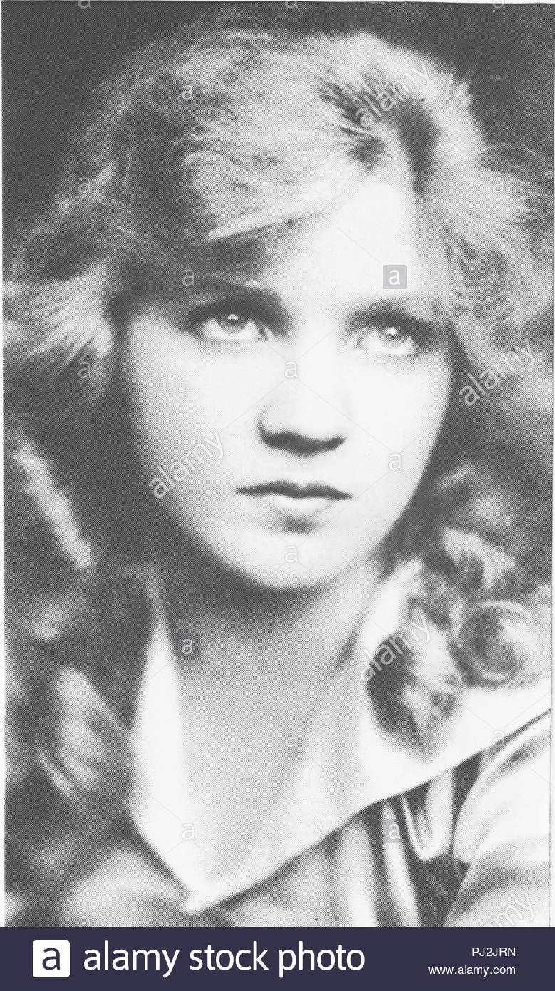 Watch Charlotte Shelby video Watch Charlotte Shelby video