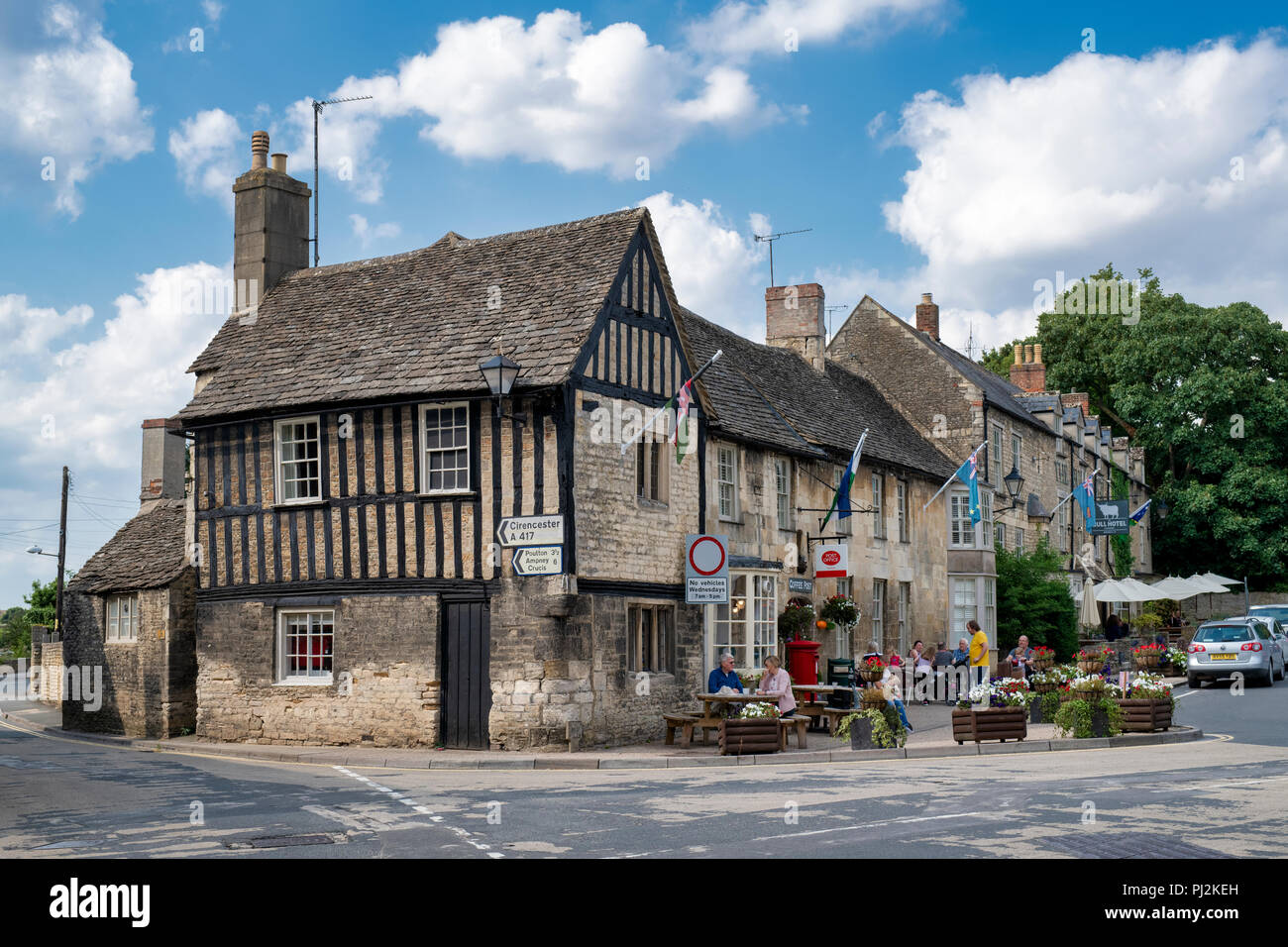 The Chanting House and Post office in Fairford, Cotswolds, Gloucestershire, England Stock Photo