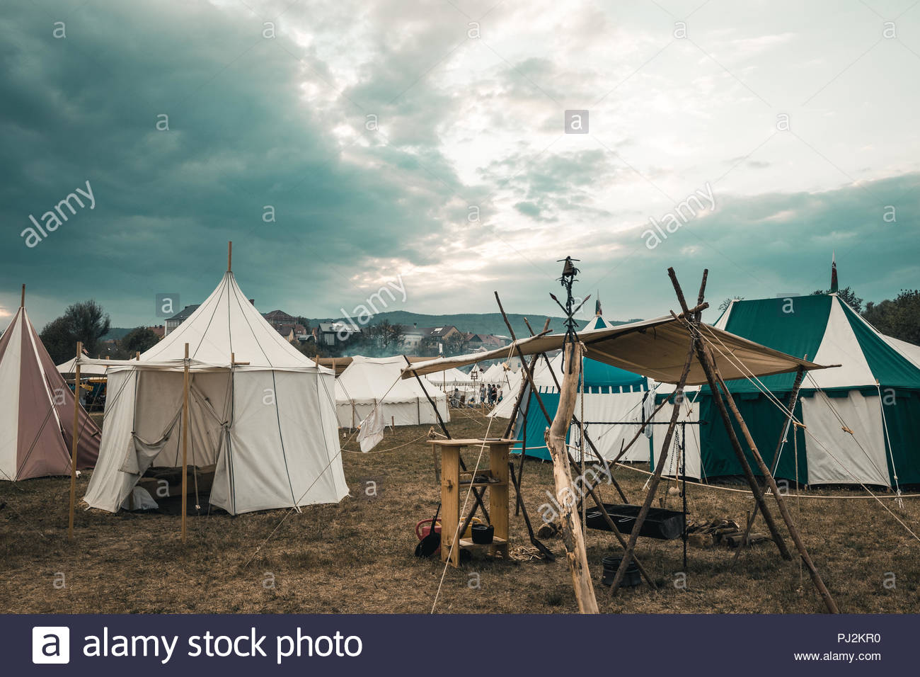 Medieval Tent Stock Photos & Medieval Tent Stock Images - Alamy