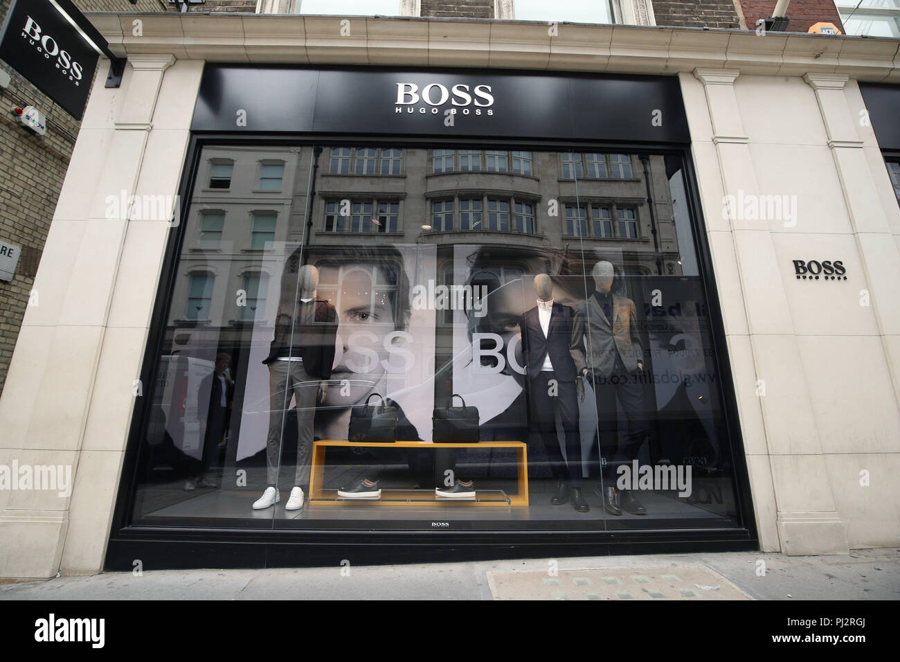 The Hugo Boss store on New Bond Street, London. PRESS ASSOCIATION Photo.  Picture date: Wednesday August 22, 2018. Photo credit should read: Yui  Mok/PA Wire Stock Photo - Alamy