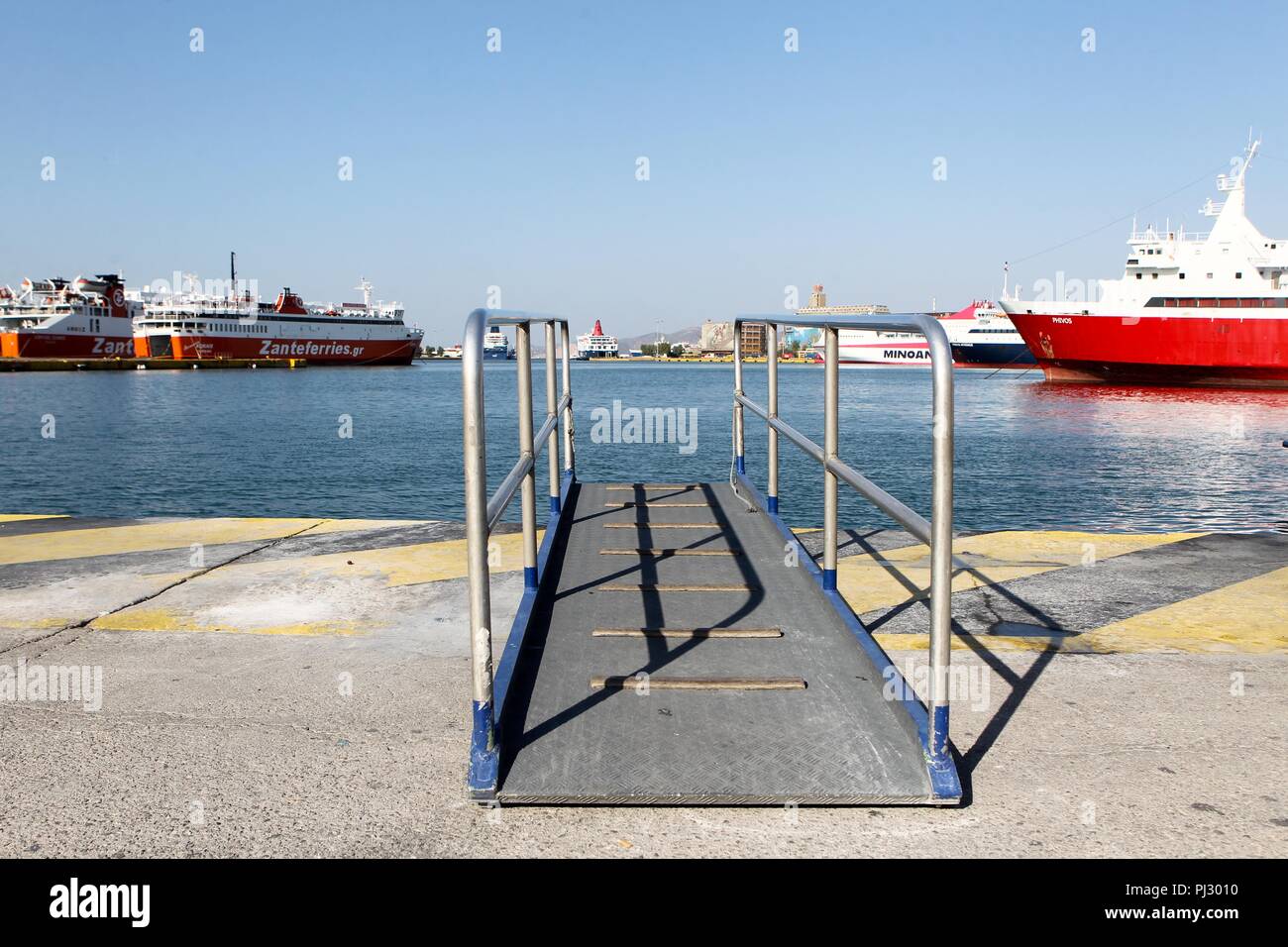 Seamens strike hi-res stock photography and images - Alamy