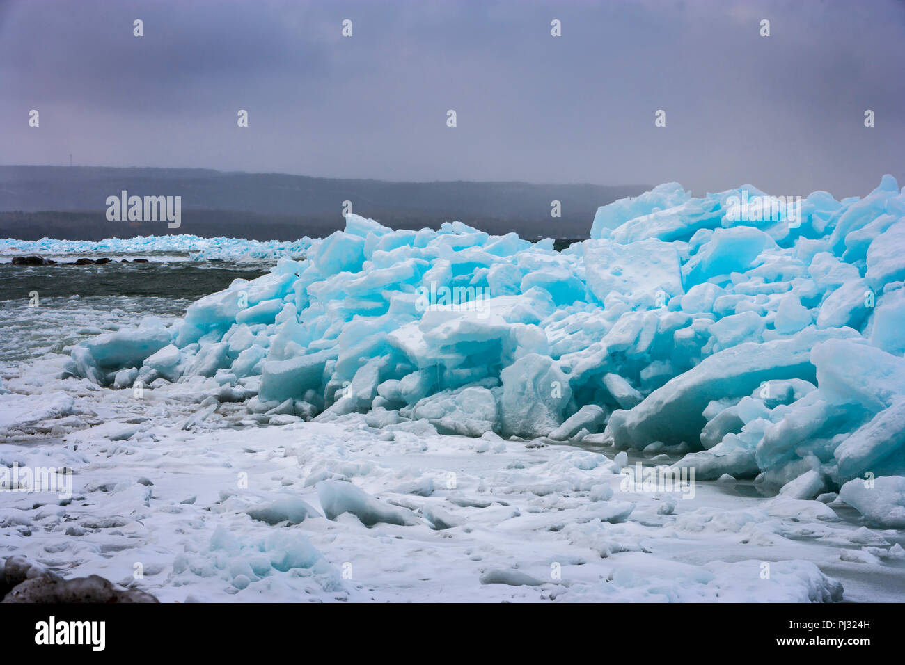 Blue Ice, Meaford, Bay, Ontario, Canada, Blue Ice occurs when