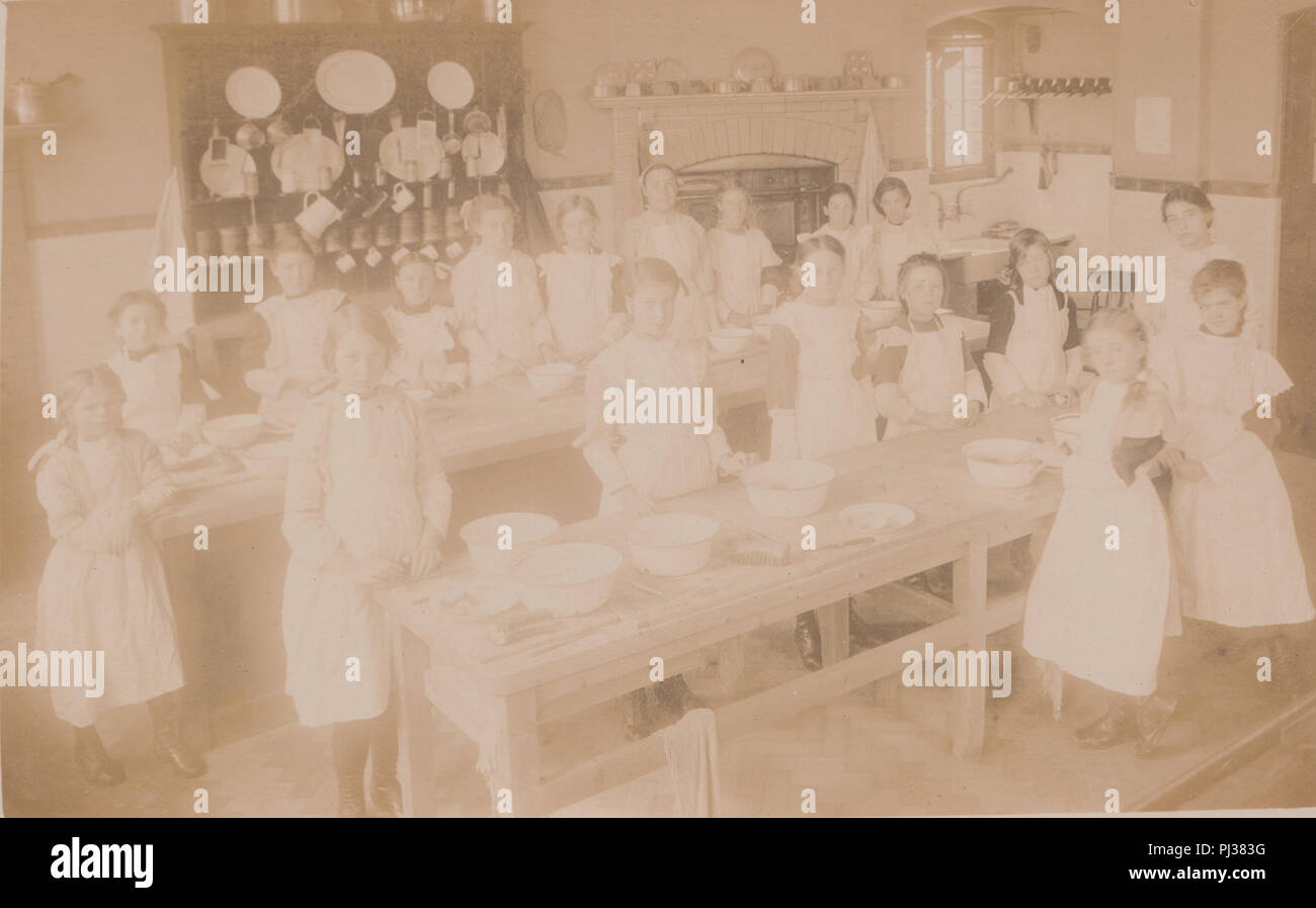Vintage Photograph of a British School Cookery Class Stock Photo