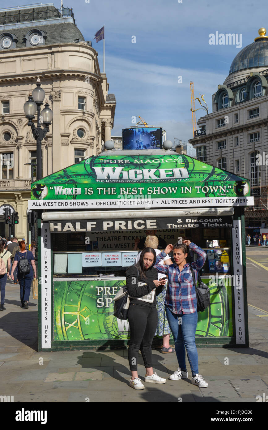 Musical Ticket-Verkauf, Picadilly Circus, London, England, Grossbritannien Stock Photo
