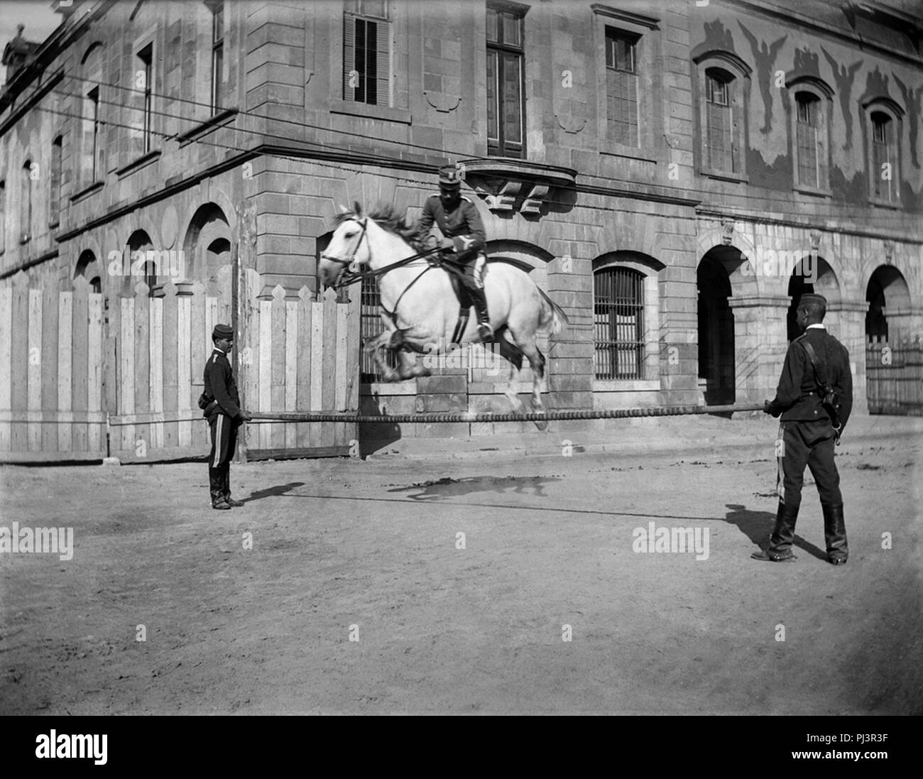 Baldomer Gili Roig. Concurs Hípic Internacional de Barcelona (Pati d‥99Armes de la Ciutadella), 1905 - 1910. Stock Photo