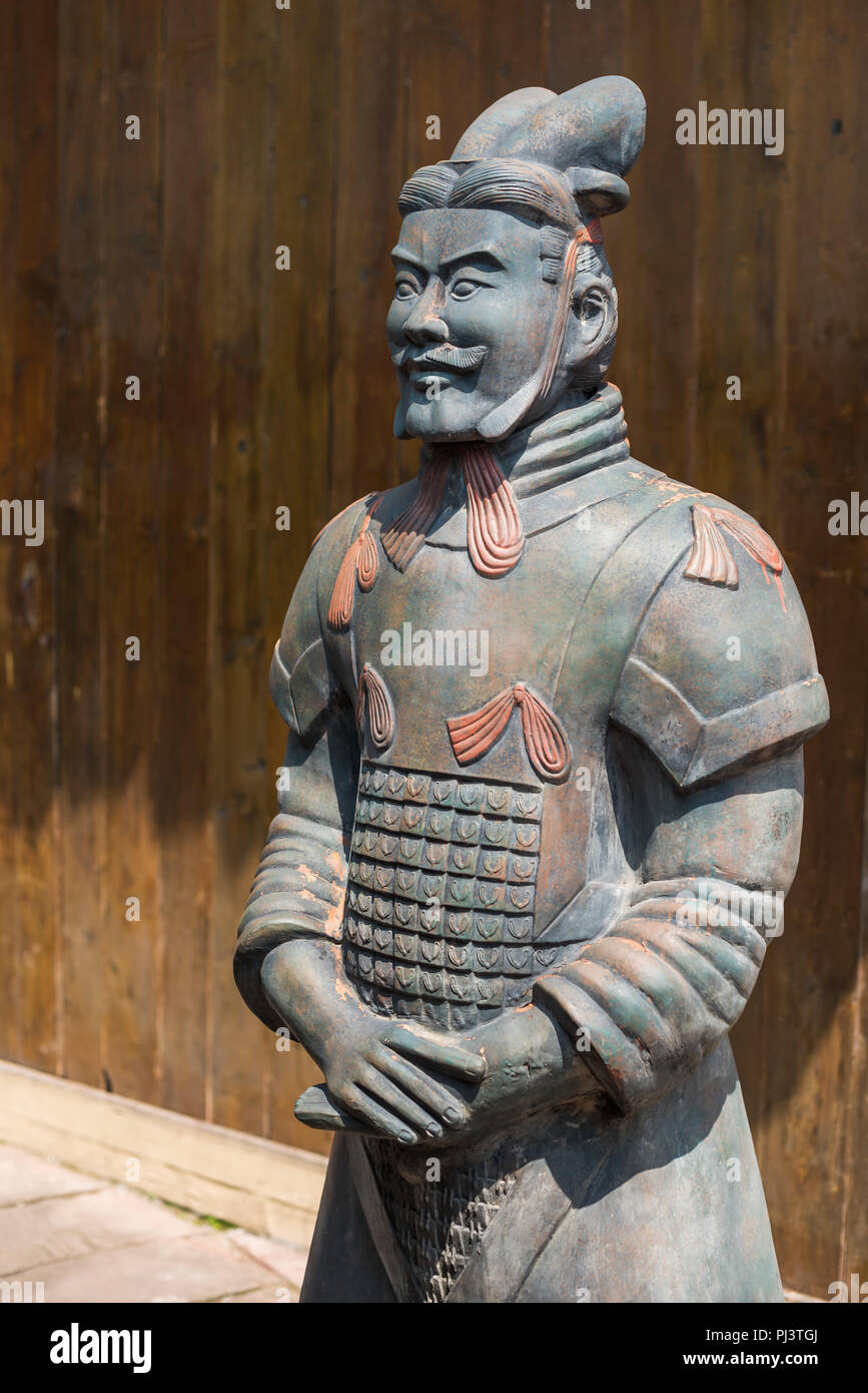 Ancient Chinese Pottery Stock Photos & Ancient Chinese Pottery Stock