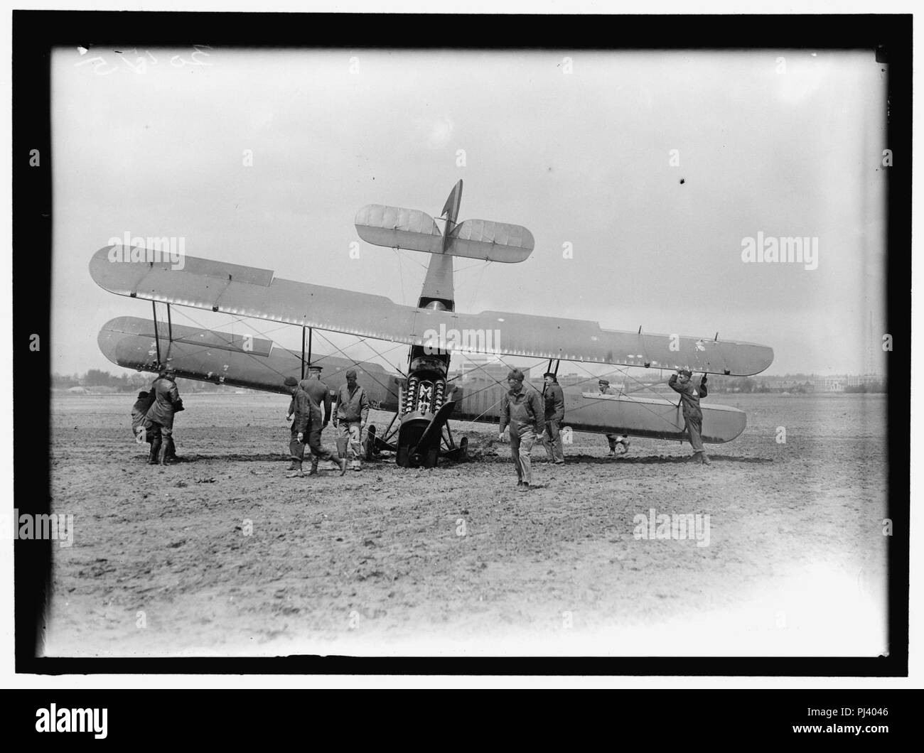 Historic army aviation Black and White Stock Photos & Images - Alamy