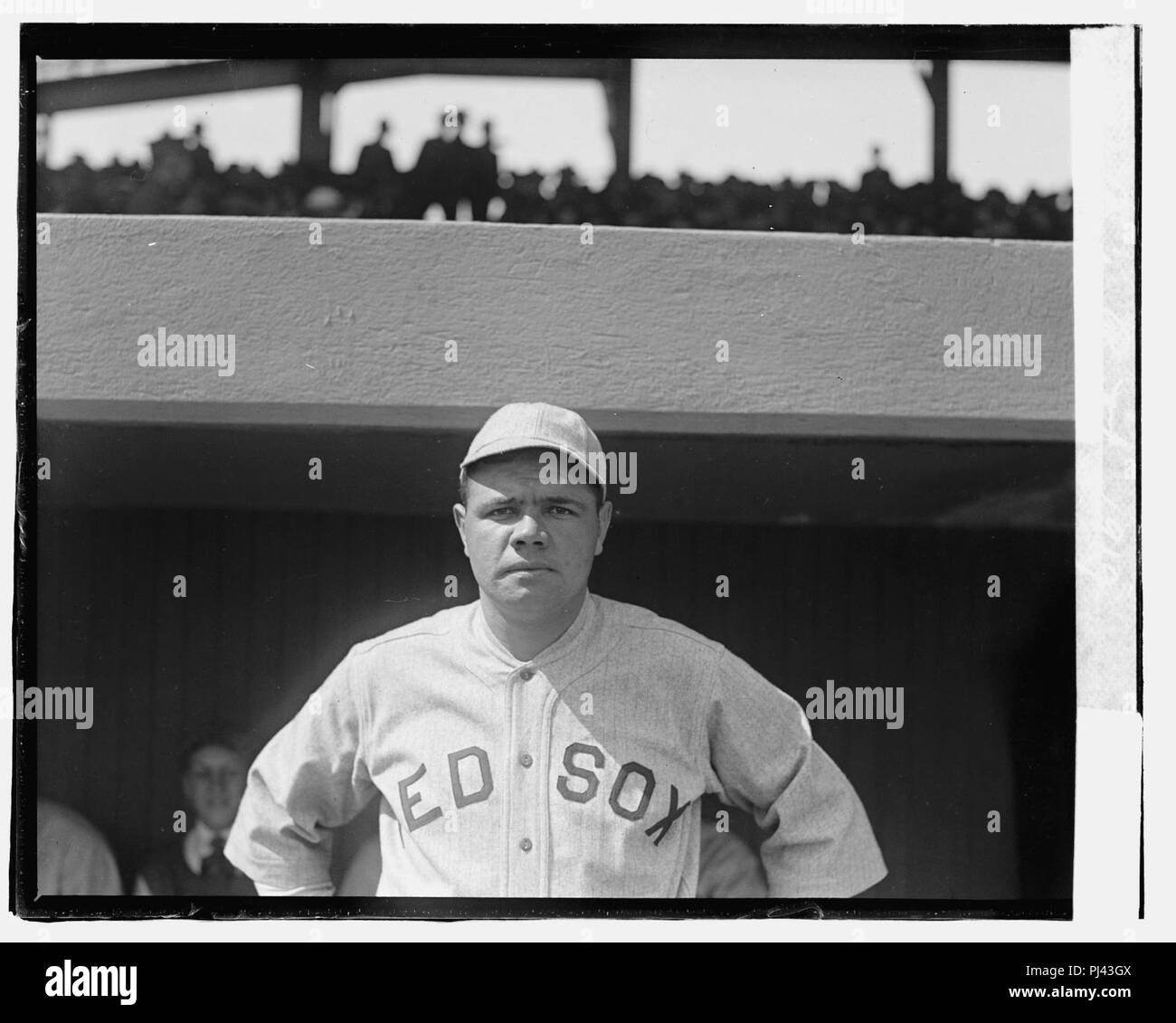 Babe ruth 1919 hi-res stock photography and images - Alamy