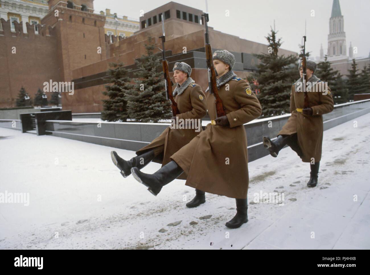 Moscow, Soviet Union, the Red Square  in January 1988, change of guard at the Kremlin palace Stock Photo