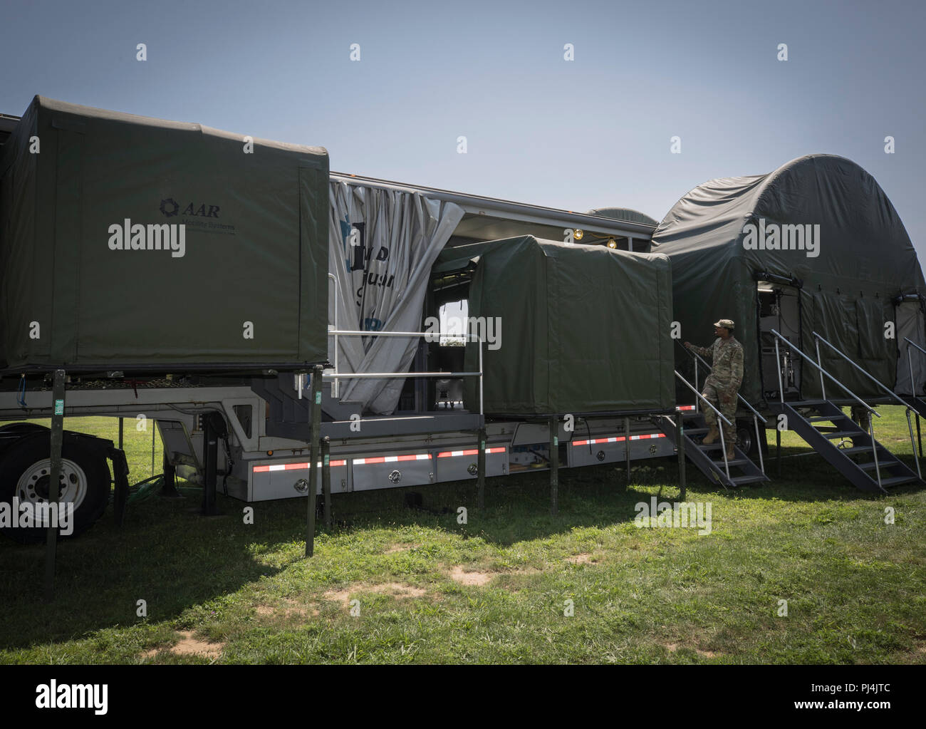 Containerized kitchen hi-res stock photography and images - Alamy