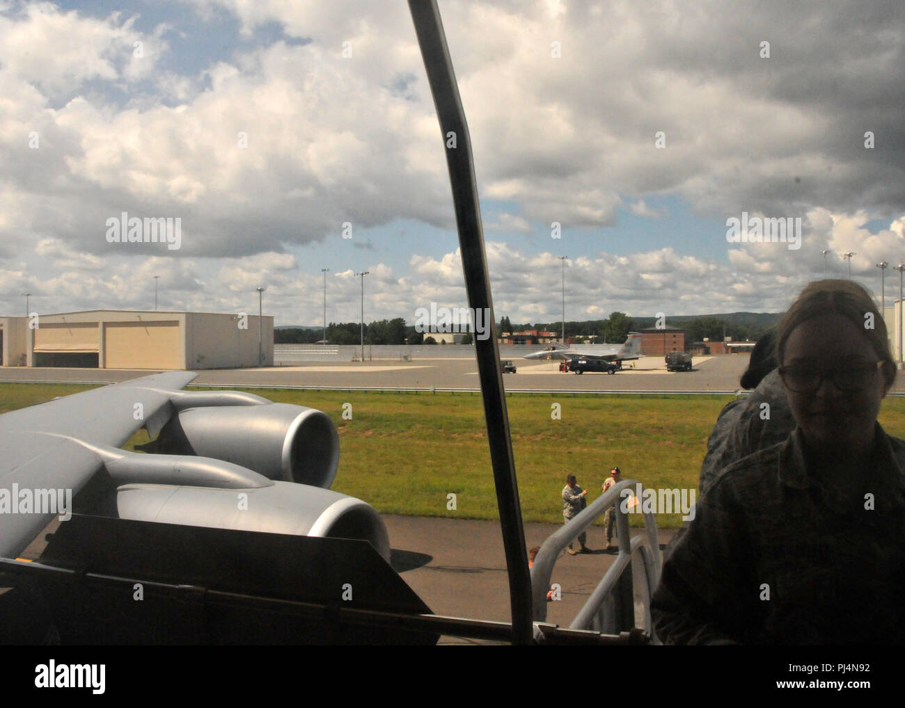 mcghee tyson air national guard base commissary