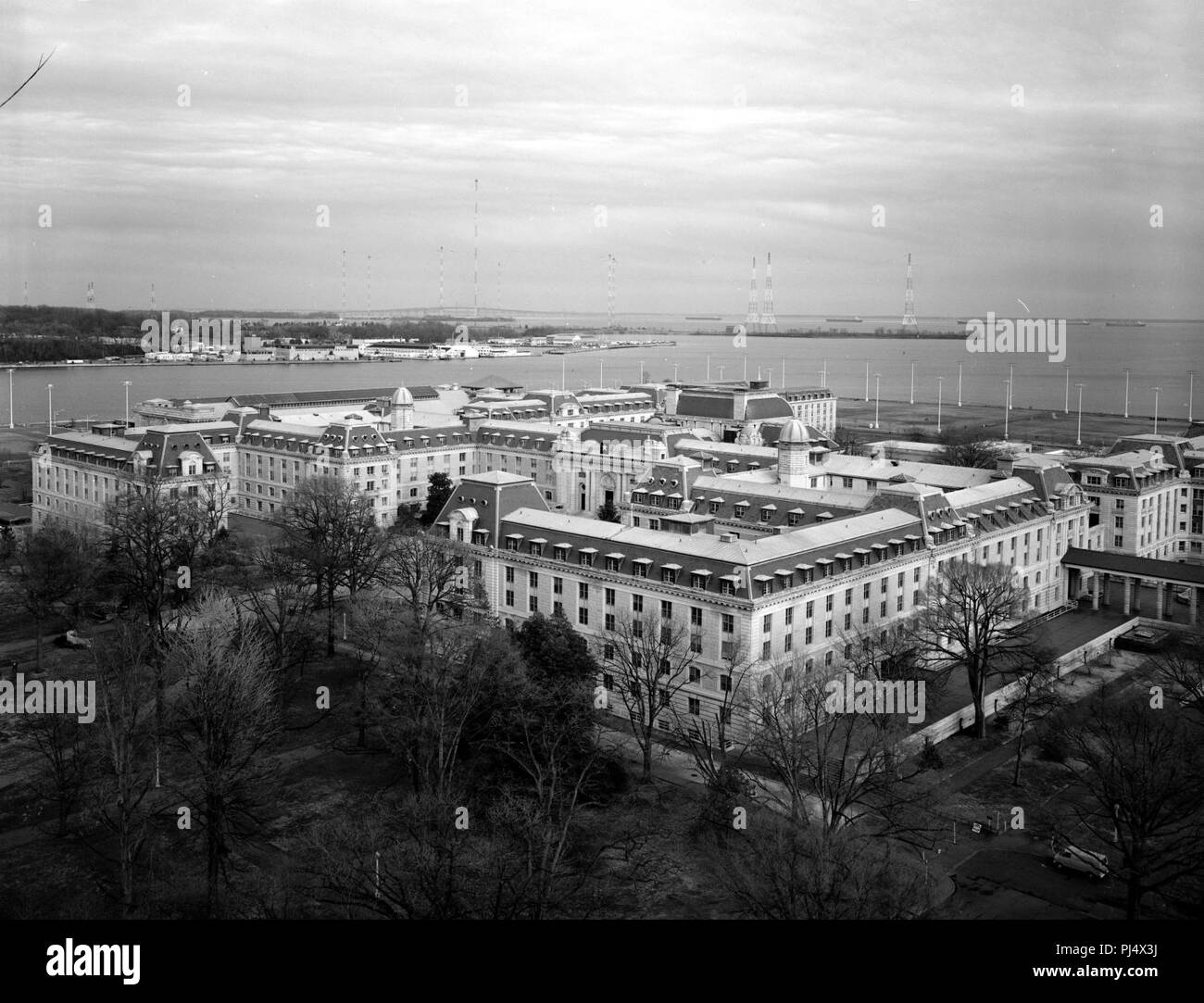 Bancroft Hall US Naval Academy Stock Photo - Alamy