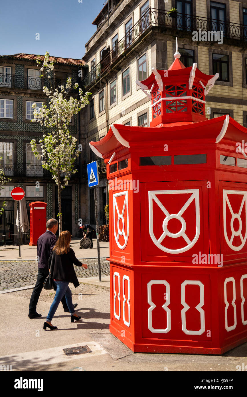 Portugal, Porto, Largo Mompilher, red pagoda shaped Quiosque, traditional street sales kiosk Stock Photo