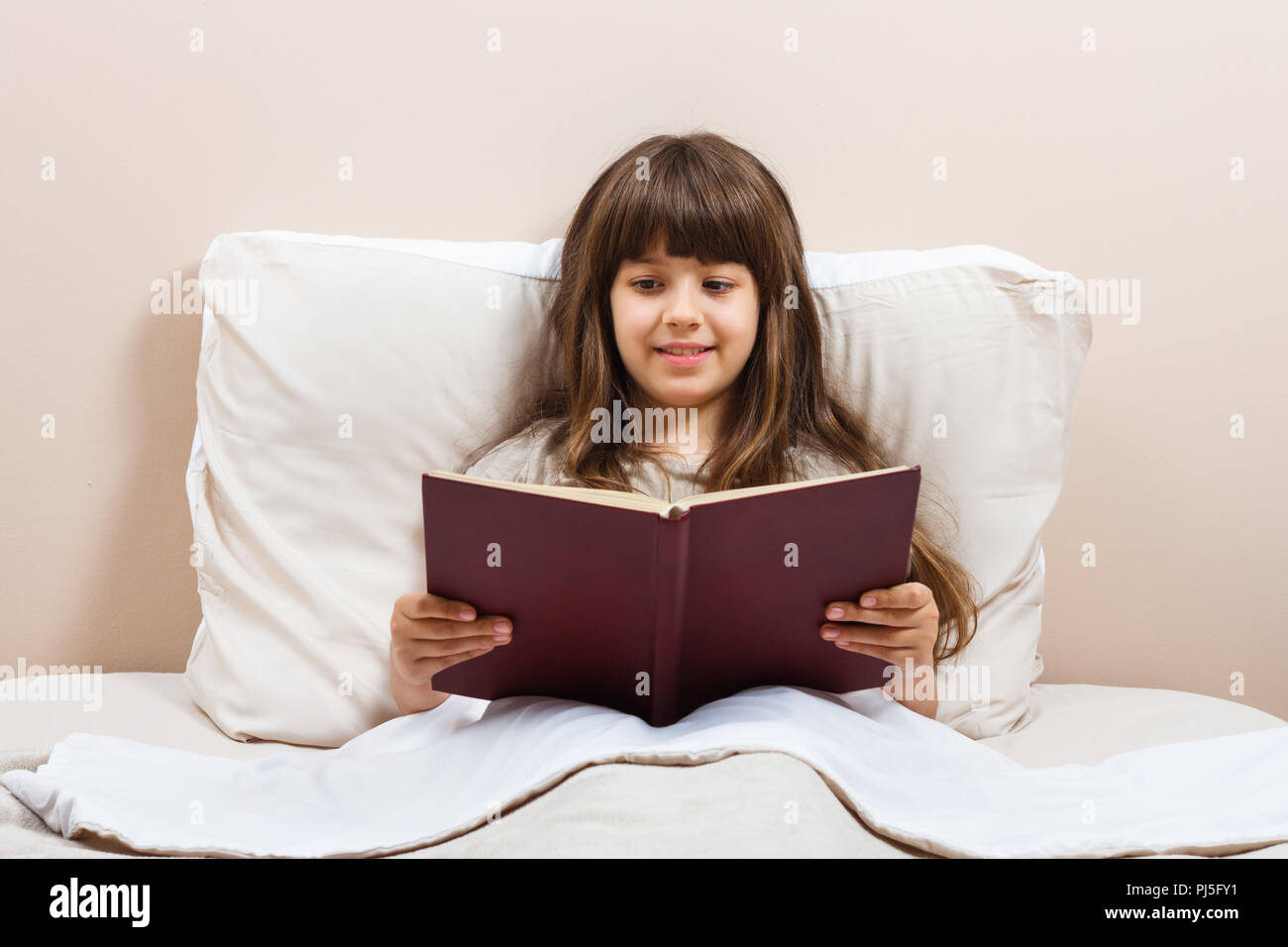 Photo on the week. Don't buy any bread. She enjoys reading. Лорен элейн пауэлл ню. Наслаждаться чтением.
