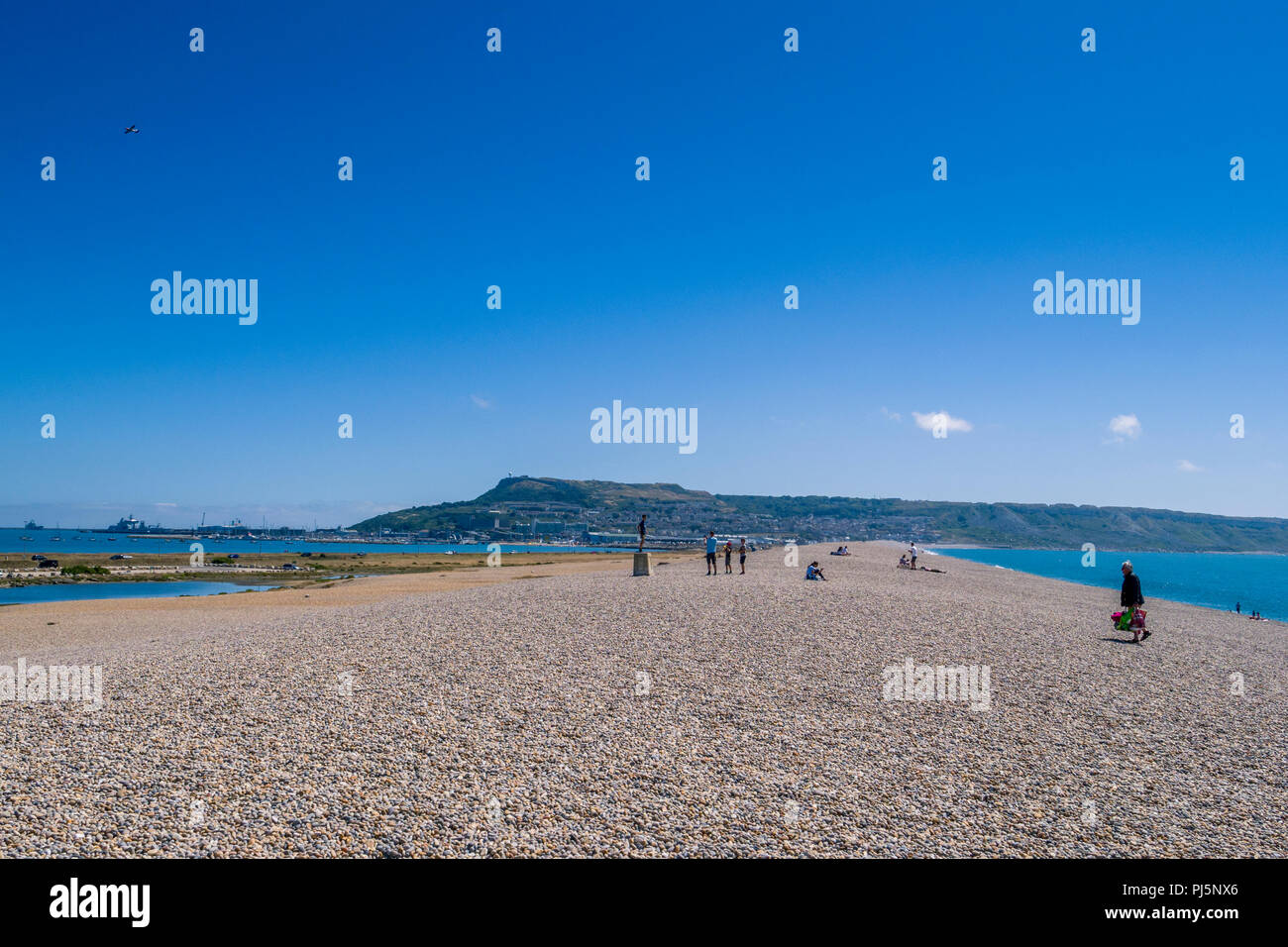 Uk chesil beach portland hi-res stock photography and images - Alamy