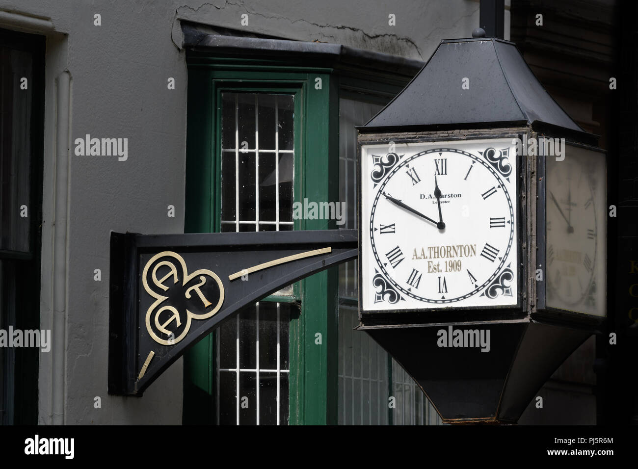 Clock outside the the Thornton jeweler shop in the High Street at the