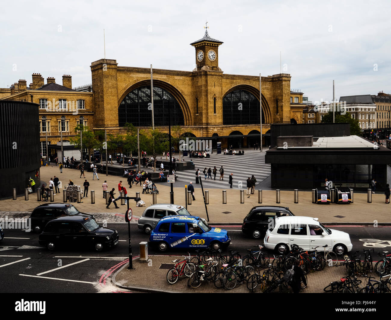 King's Cross Station Stock Photo - Alamy