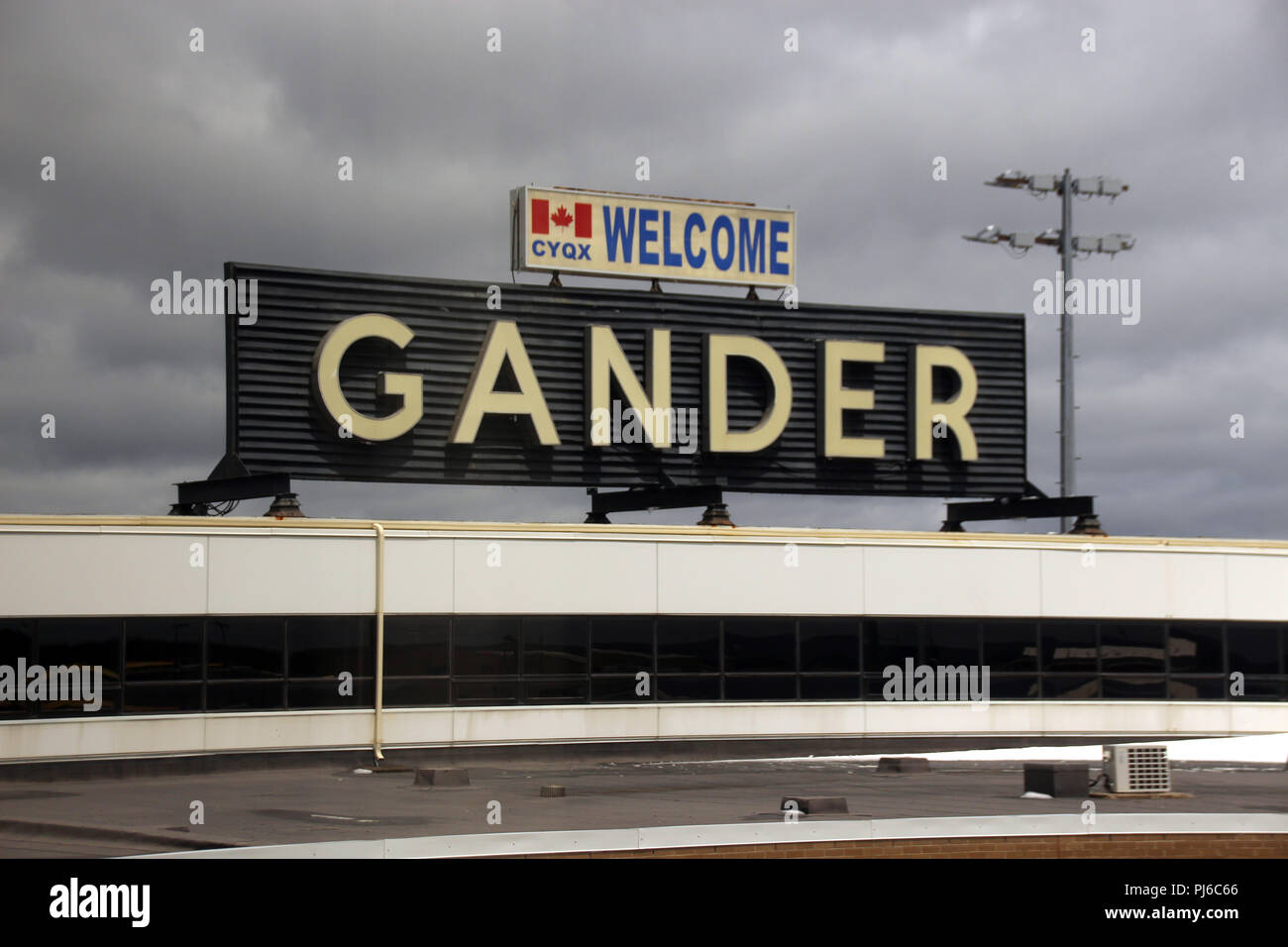 04.06.2018, Canada, Gander: The airport of Gander. After the attacks of 11 September, US airspace is closed. 6500 passengers are stranded in Gander, Canada - and lovingly cared for. 17 years later, the story is a successful Broadway musical and still very present in both countries. (to dpa 'The good people of Gander' of 05.09.2018) Photo: Christina Horsten/dpa Stock Photo