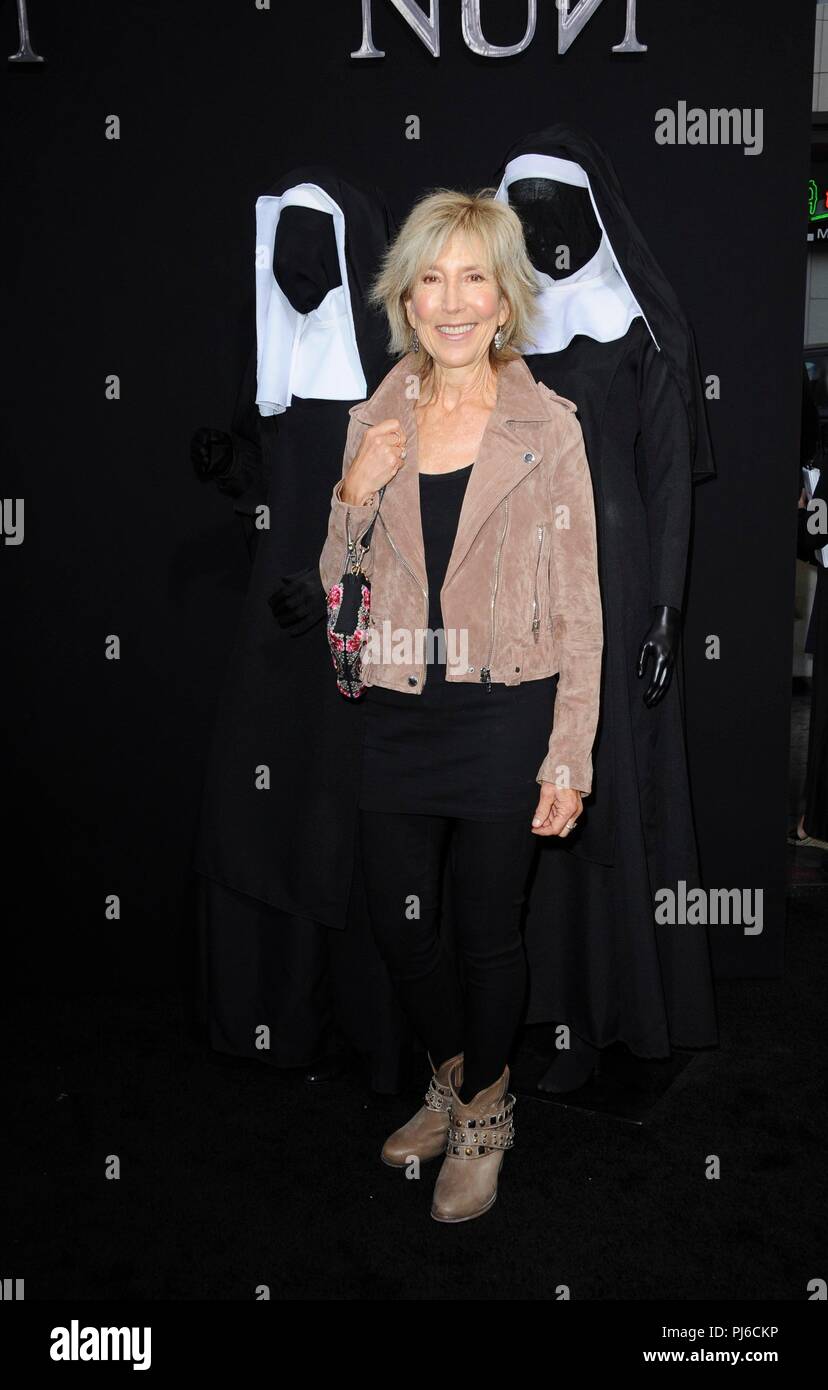 Kristin Bauer van Straten picture Leslie Mann images
