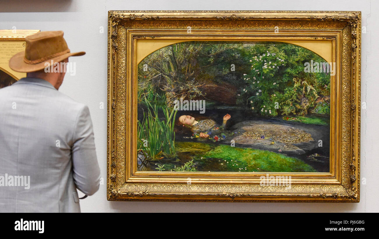 London, UK.  5 September 2018.  A visitor views 'Ophelia', 1851-52, by John Everett Millais, at Tate Britain, ahead of the launch of a major new exhibition at the National Gallery of Australia (NGA) in December 2018.  Over forty Pre-Raphaelite works will be loaned by Tate to NGA, which have never been shown in Australia until now, including 'Ophelia', 1851-52, by John Everett Millais and 'The Lady of Shalott', 1888, by John William Waterhouse. Credit: Stephen Chung / Alamy Live News Stock Photo